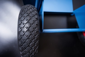 Двухколесная ручная тележка из стали грузоподъемность 200 кг