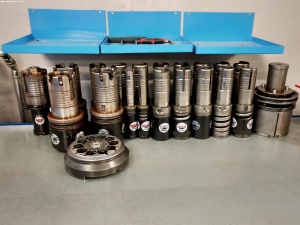 Револьверный координатно-пробивной пресс FINN-POWER X5