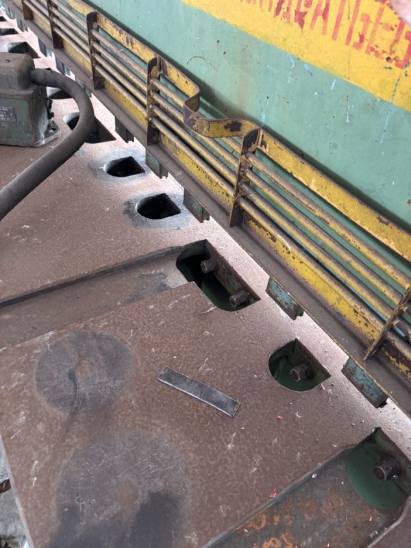 Станок гильотина ножницы НК 3418