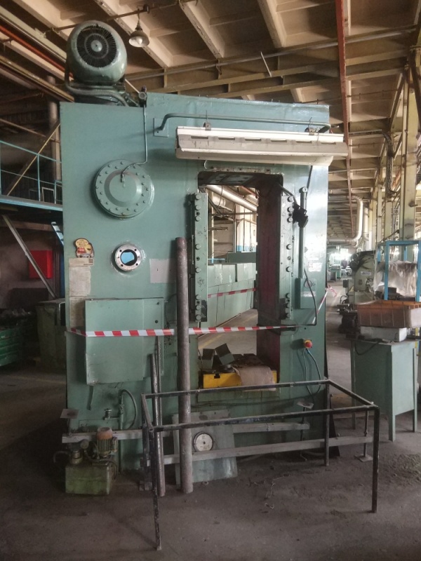 КБ8338 пресс чеканочный