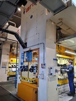 Механический пресс ARISA S-2-400-260-FD