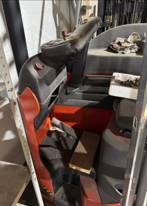 Штабелер электрический BT VR