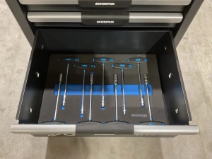 Профессиональная тележка-шкаф с набором инструментов 11640 Silverstahl Limited Edition