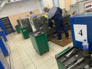 Токарный станок 16к20, 16к25