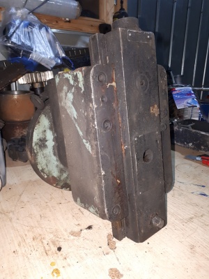 Долбежная головка 675, 676