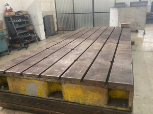 Плиты монтажные чугунные, стендовые