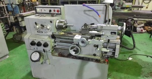 Токарно-винторезный станок 240ТС