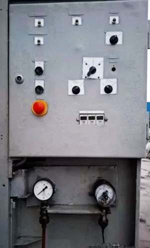 Вулканизационный гидравлический пресс 250 т 600х600 2э