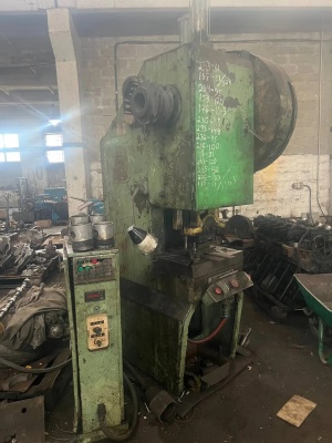 КД2124 кривошипный пресс усилием 25 тонн