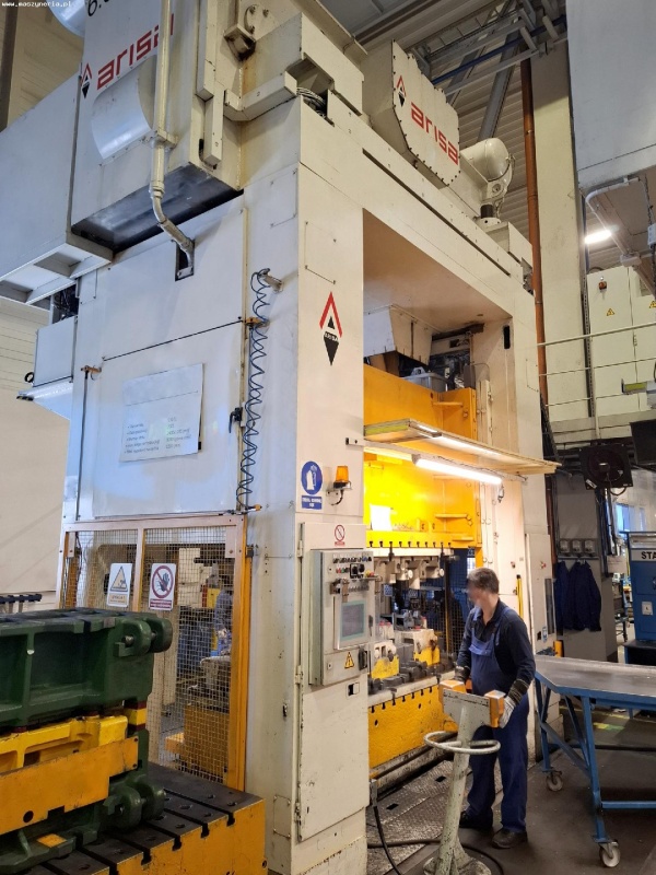 Механический пресс ARISA S-2-630-240-120-LD