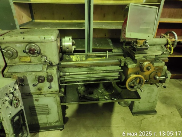 1М61 токарно-винторезный станок
