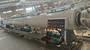 Экструзионная линия производства ПНД труб, Оборудование производства труб