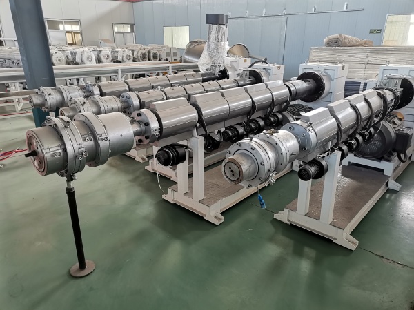 Экструзионная линия ПНД труб/экструзионная трубная линия