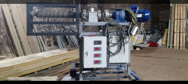 Экструдер пластика