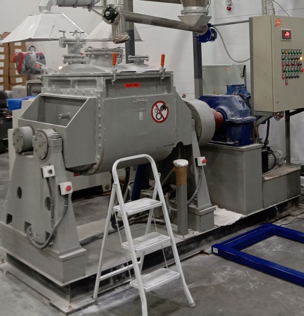 Смеситель ЗЛ-250-01