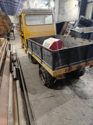 Электротележки ЕП-006.2, ЕП-011.2 с зарядным устройством и дополнительной АКБ