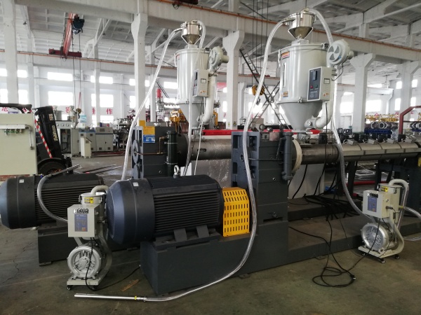 Экструзионная линия для производства двухстенных гофрированных труб, оборудование для производства гофрированных труб