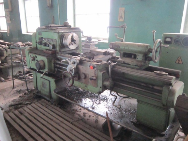 Станок токарно-винторезный 1К62