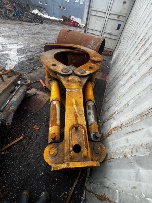 Грейферный захват для брёвен PEINER SMAG HHG 1500.33