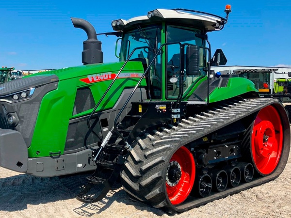 Стекло дверное левое для FENDT VARIO 500625D1