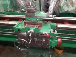 Токарно-винторезный станок РТ 492 Ф1