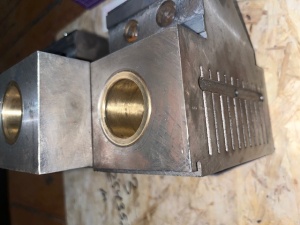 Блок тисков пара для каретки на станок резьбонарезной 5993-5А993