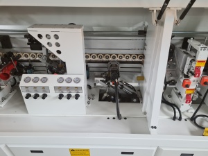 Кромкооблицовочный станок Filato 4000U