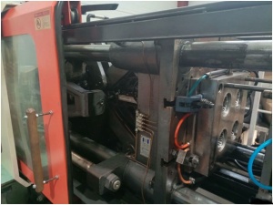 Термопластавтомат BOLE (КНР) BL 200 W. 2008