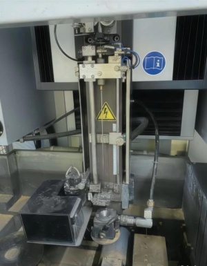 Станок эрозионный вырезной Sodick AQ300L