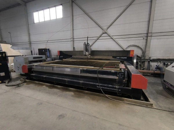 Станок гидроабразивной резки APW S4020BA (2025 года) 5 осей