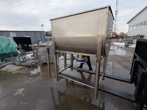 Смеситель сыпучих 1000л с транспортером