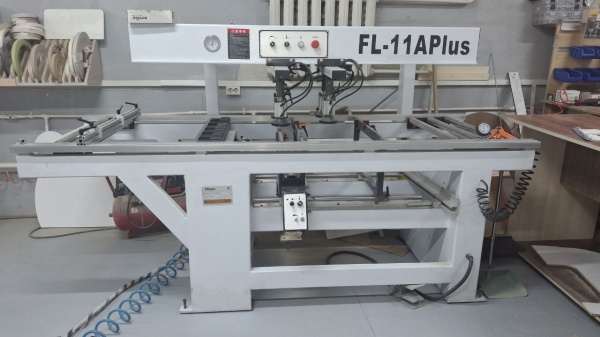 Двухтраверсный присадочно сверлильный станок filato