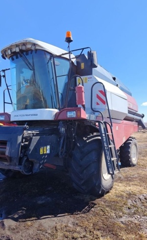 Зерноуборочный комбайн vector 410