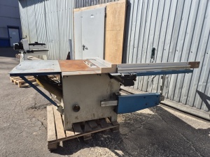 Компактный форматно-раскроечный станок (циркулярная пила)