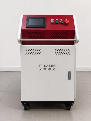 Лазерный станок IT-LM-F200F- для очистки металла от ржавчины, коррозии и т.п