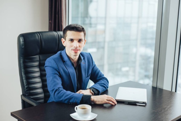 Автокомплект